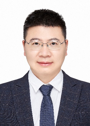 刘明博.png